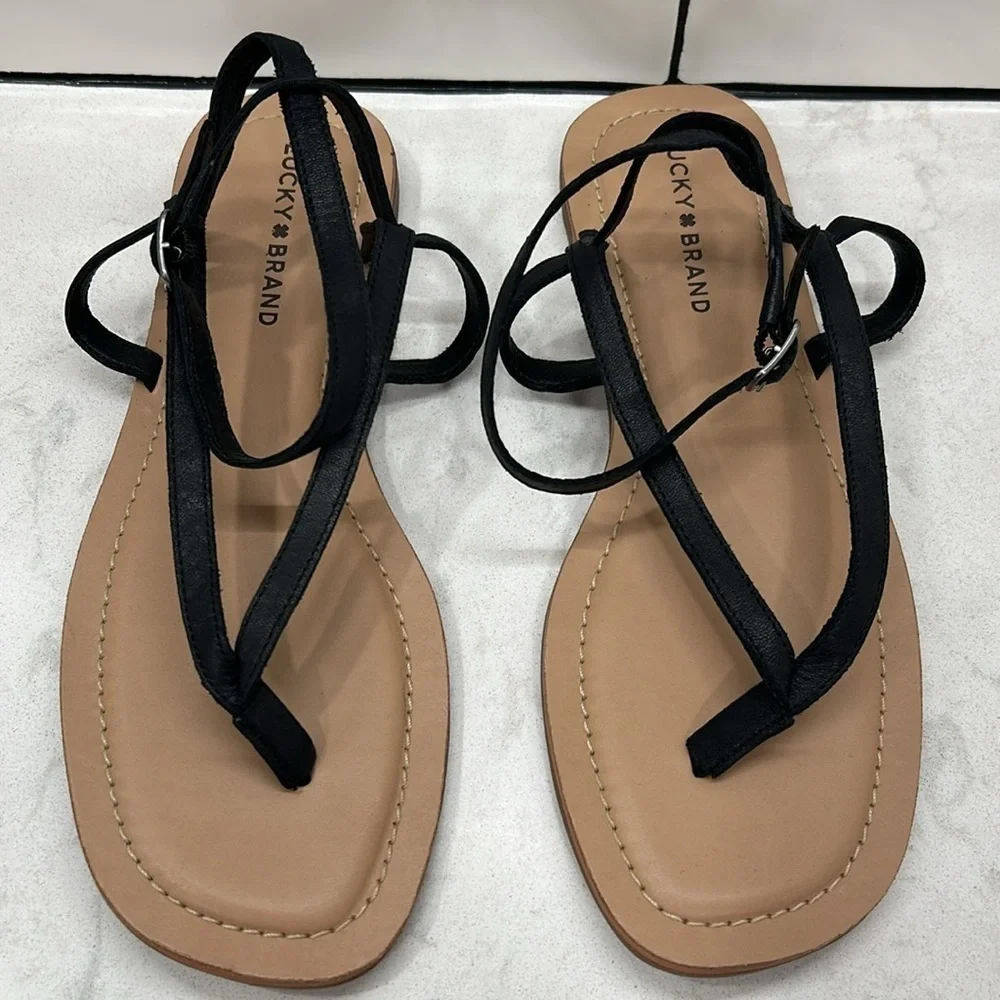Lucky Brand Black Leather Bahlia Thong Strappy Buckle Sandal Size 10 NWOT